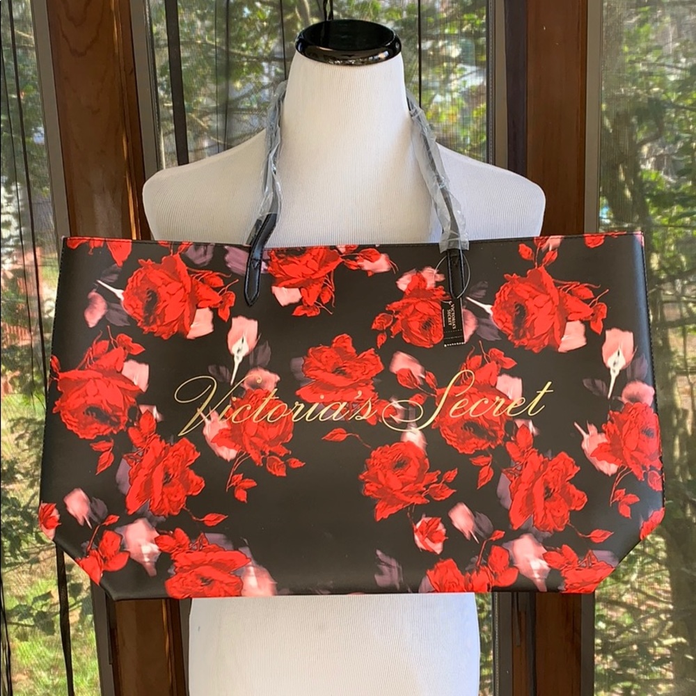 Victoria’s Secret tote bag